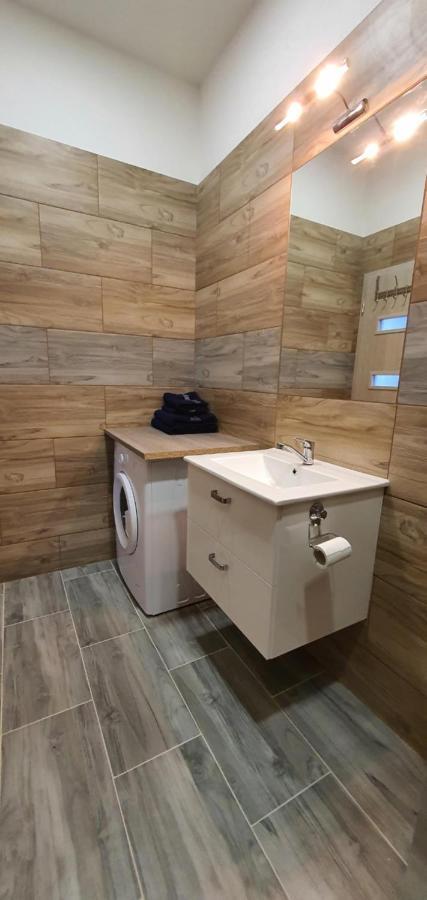 קרלובי וארי Apartment 35M2 מראה חיצוני תמונה