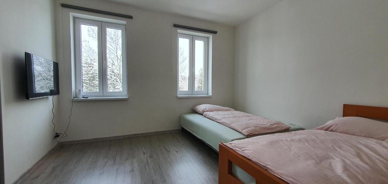 קרלובי וארי Apartment 35M2 מראה חיצוני תמונה